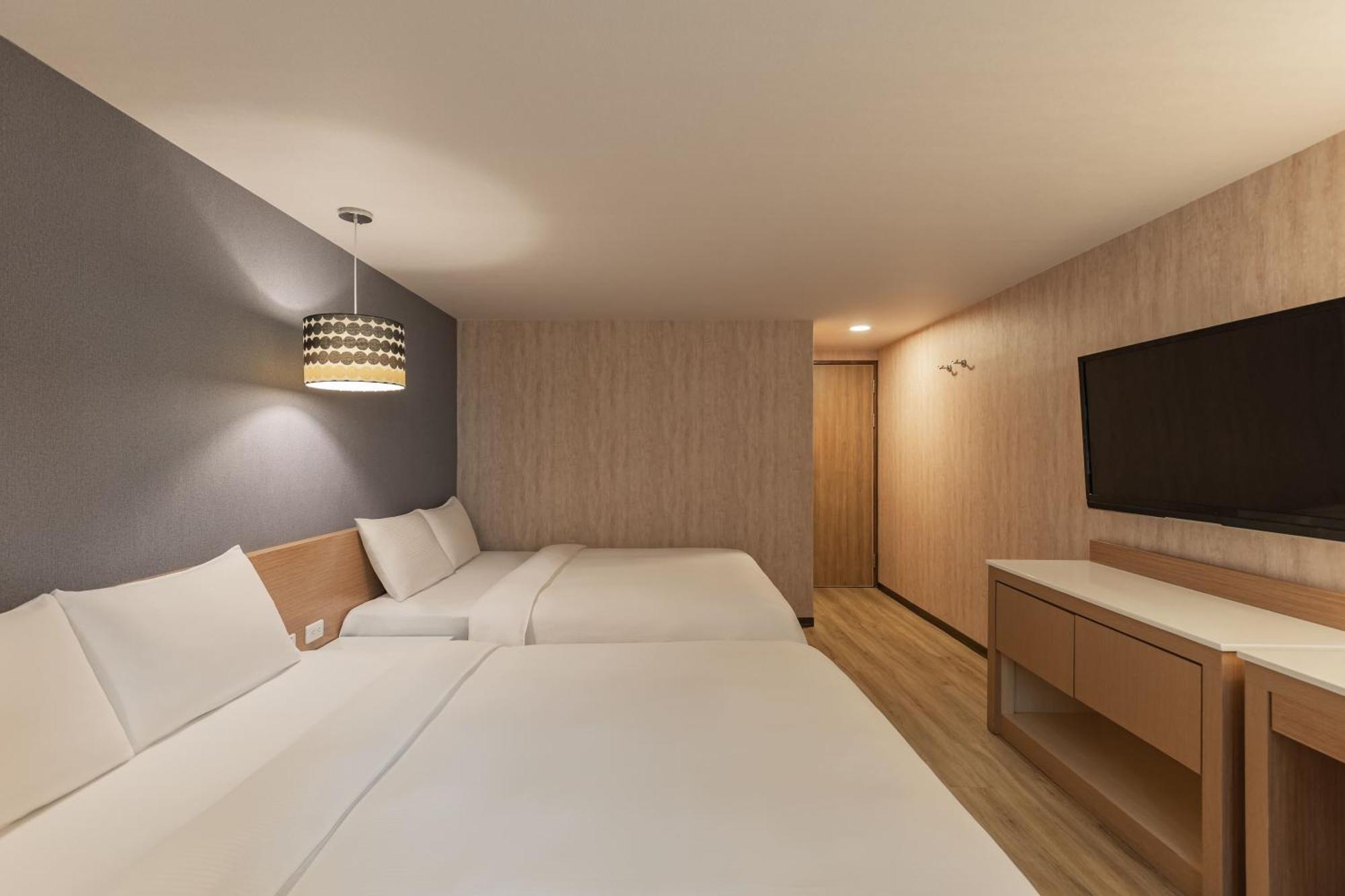 Kindness Hotel - Tainan Chihkan Tower Δωμάτιο φωτογραφία