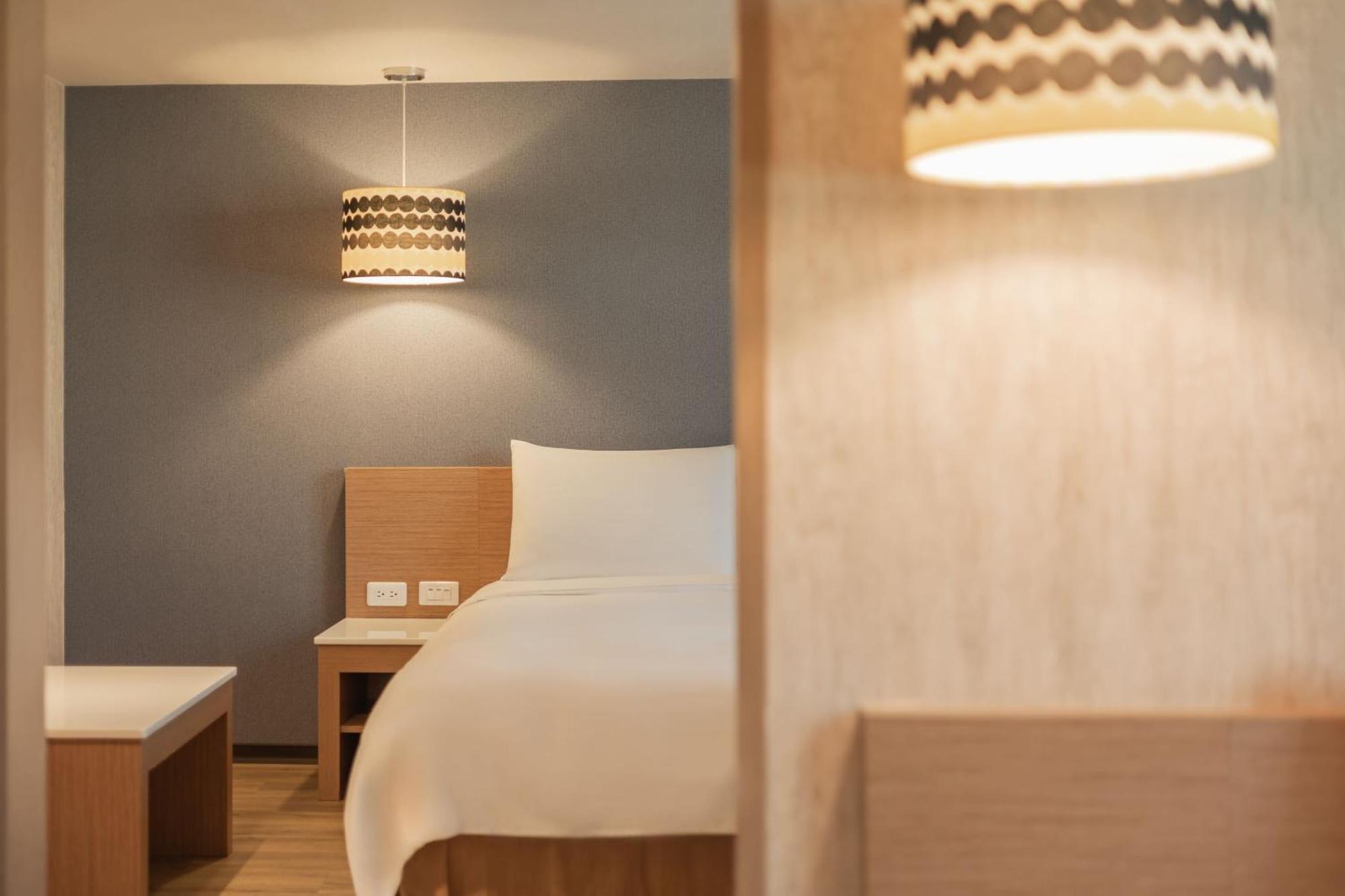 Kindness Hotel - Tainan Chihkan Tower Δωμάτιο φωτογραφία
