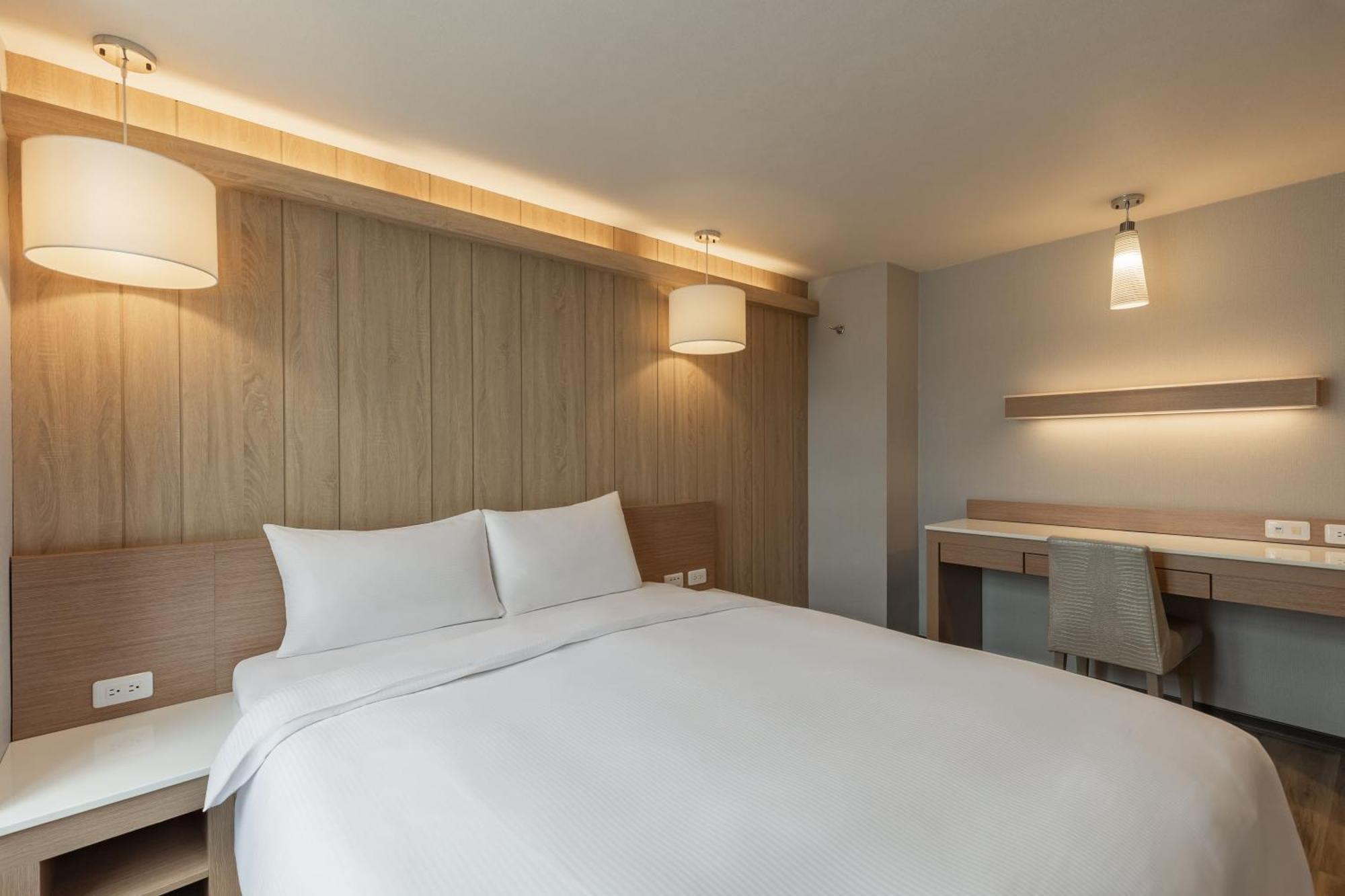 Kindness Hotel - Tainan Chihkan Tower Δωμάτιο φωτογραφία