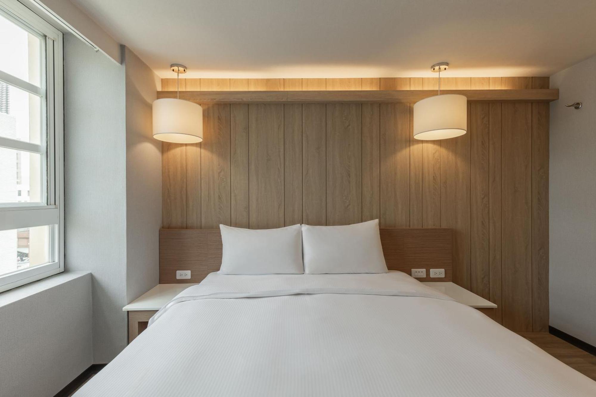 Kindness Hotel - Tainan Chihkan Tower Δωμάτιο φωτογραφία