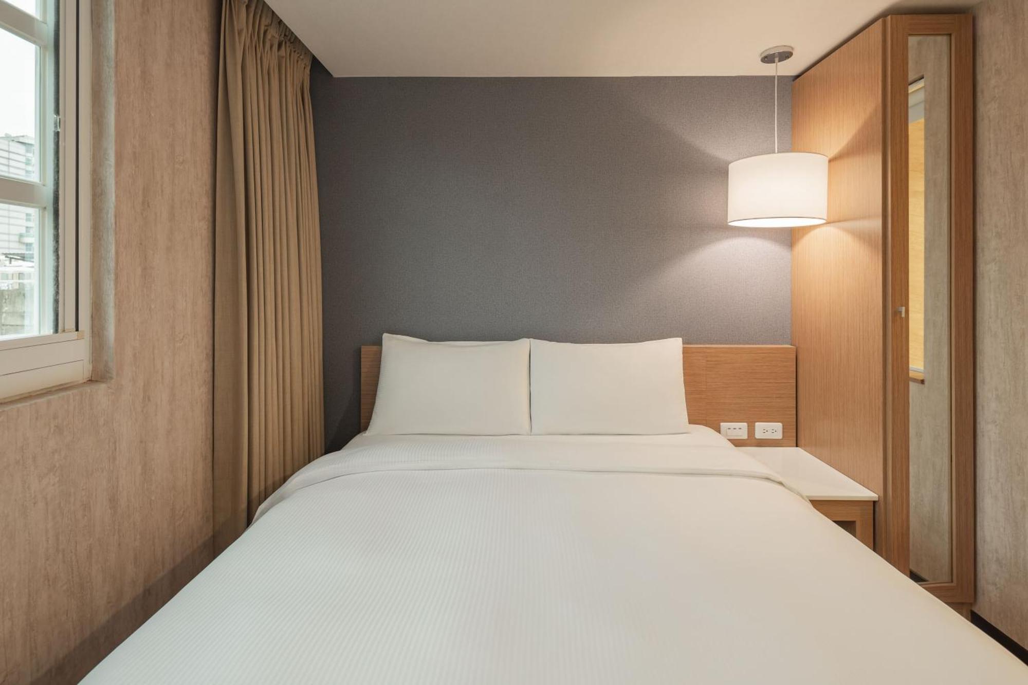 Kindness Hotel - Tainan Chihkan Tower Δωμάτιο φωτογραφία