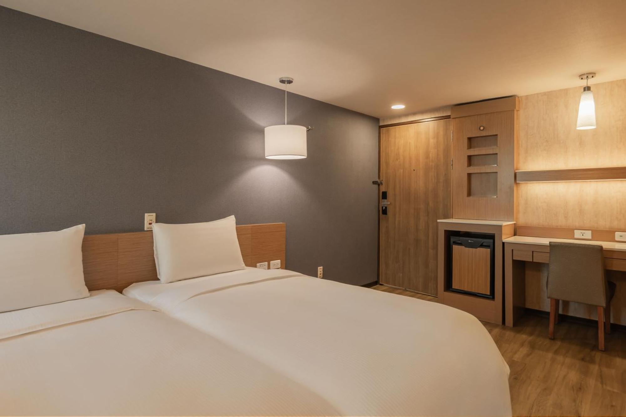 Kindness Hotel - Tainan Chihkan Tower Δωμάτιο φωτογραφία